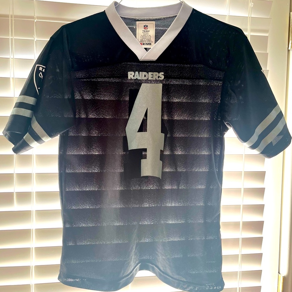 Raiders #4 Carr Black & Silver Youth XL/ Adult Women’s XS/S Short Sleeve Jersey